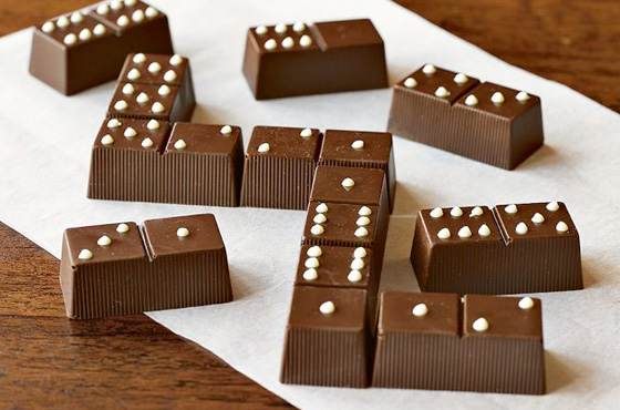 dominó chocolate caramelo