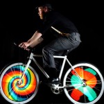 Transformando sua bicicleta em um display de LED ambulante. E animado.