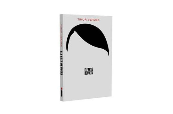 Comprei este livro atraída por esta capa minimalista e inteligente. A história conta como seria se Hitler estivesse vivo nos dias de hoje.